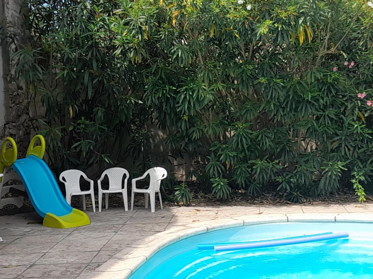 Le Gite De Sainte Valiere Piscine Et Spa Exterior photo