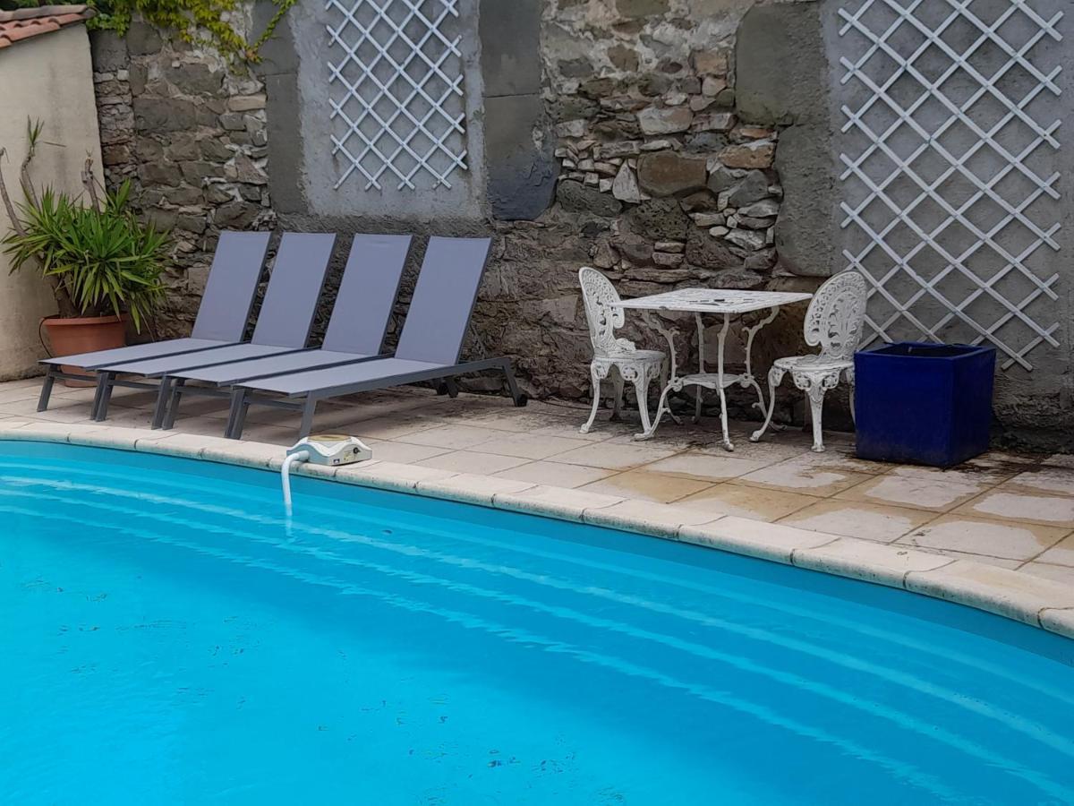 Le Gite De Sainte Valiere Piscine Et Spa Exterior photo