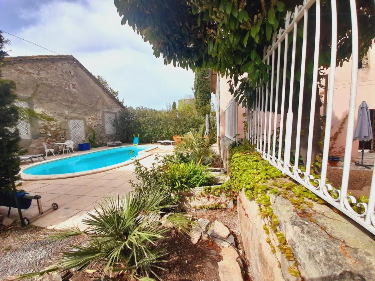 Le Gite De Sainte Valiere Piscine Et Spa Exterior photo